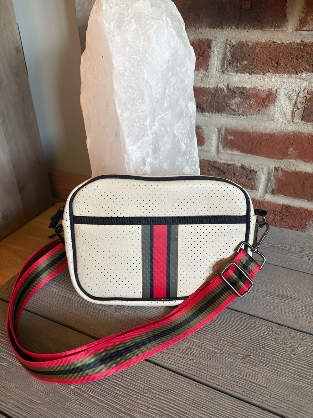 HAUTE SHORE Crossbody
